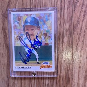 Wade Boggs AutoGraphed Card (MISC10)